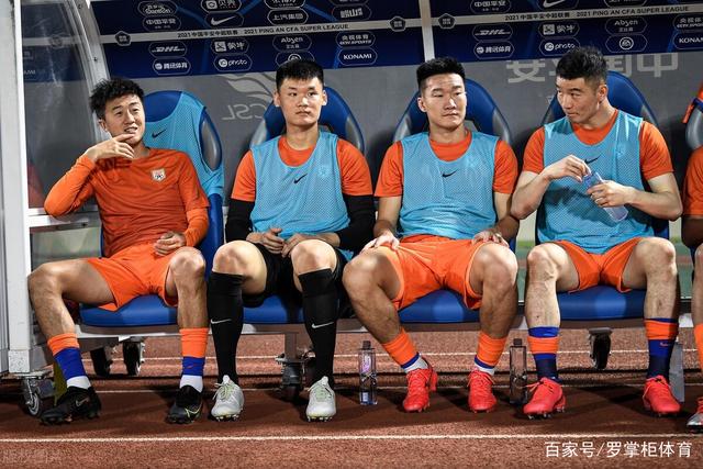 欧冠-莱万坎塞洛破门 巴萨总比分4-2那不勒斯晋级