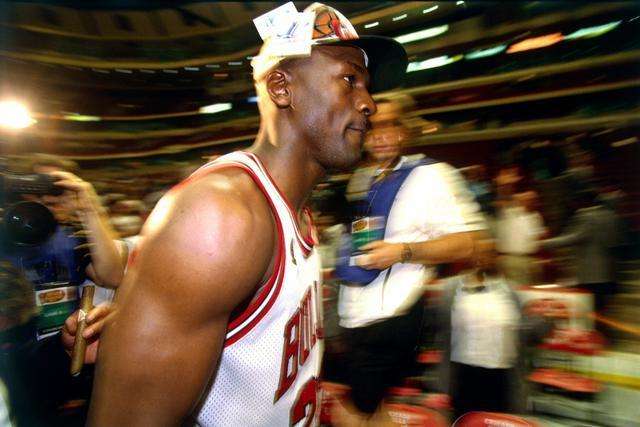 约基奇21+14+9米尔斯26分 塞尔维亚胜澳大利亚